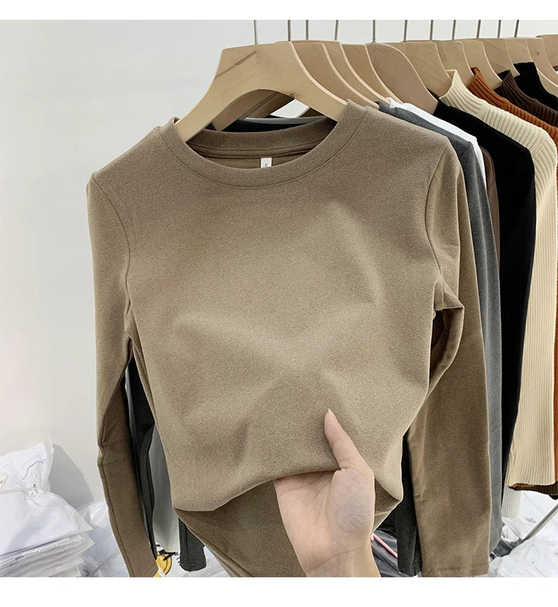 Camiseta básica de cuello redondo para mujer 2026 Otoño Invierno Nuevo Estilo Color Puro Ajuste Delicado Ropa Interior Forro Polar Grueso Manga Larga