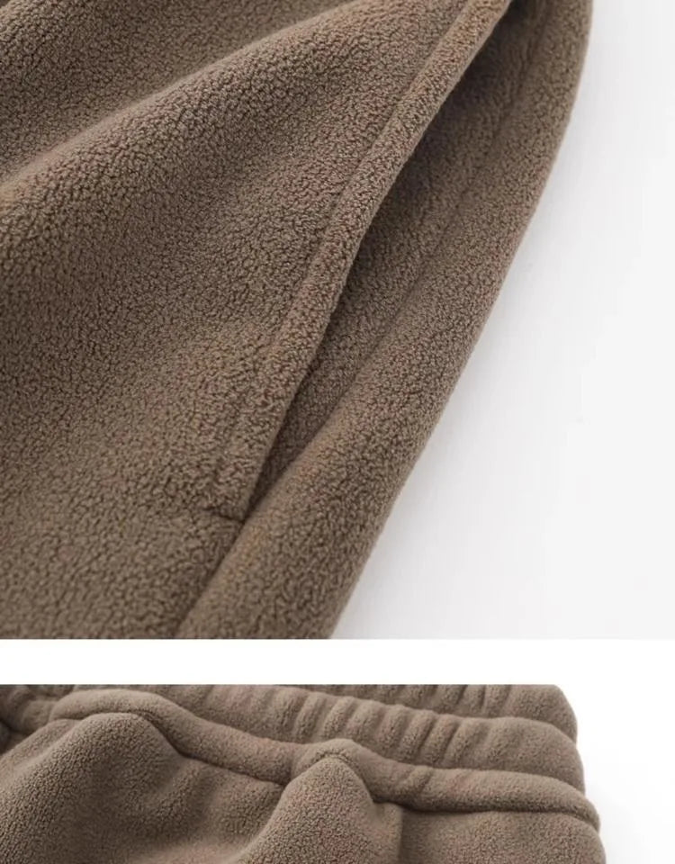 Pantalones para hombres con forro de felpa, para invierno, gruesos, duraderos, con puños, moda juvenil, ajuste suelto, talle medio-alto, pantalones largos