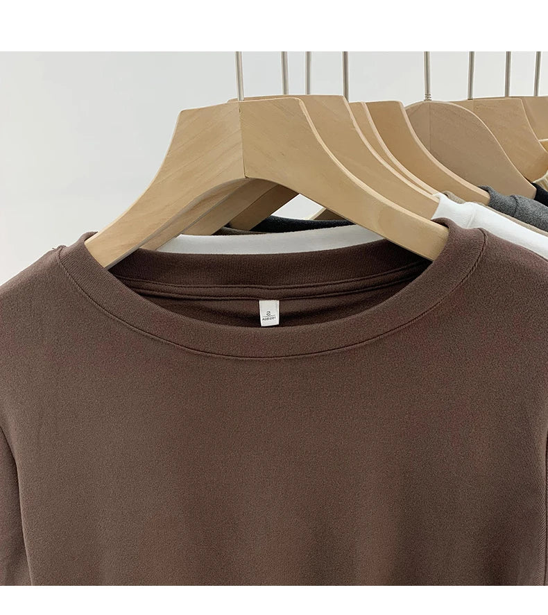 Camiseta básica de cuello redondo para mujer 2026 Otoño Invierno Nuevo Estilo Color Puro Ajuste Delicado Ropa Interior Forro Polar Grueso Manga Larga
